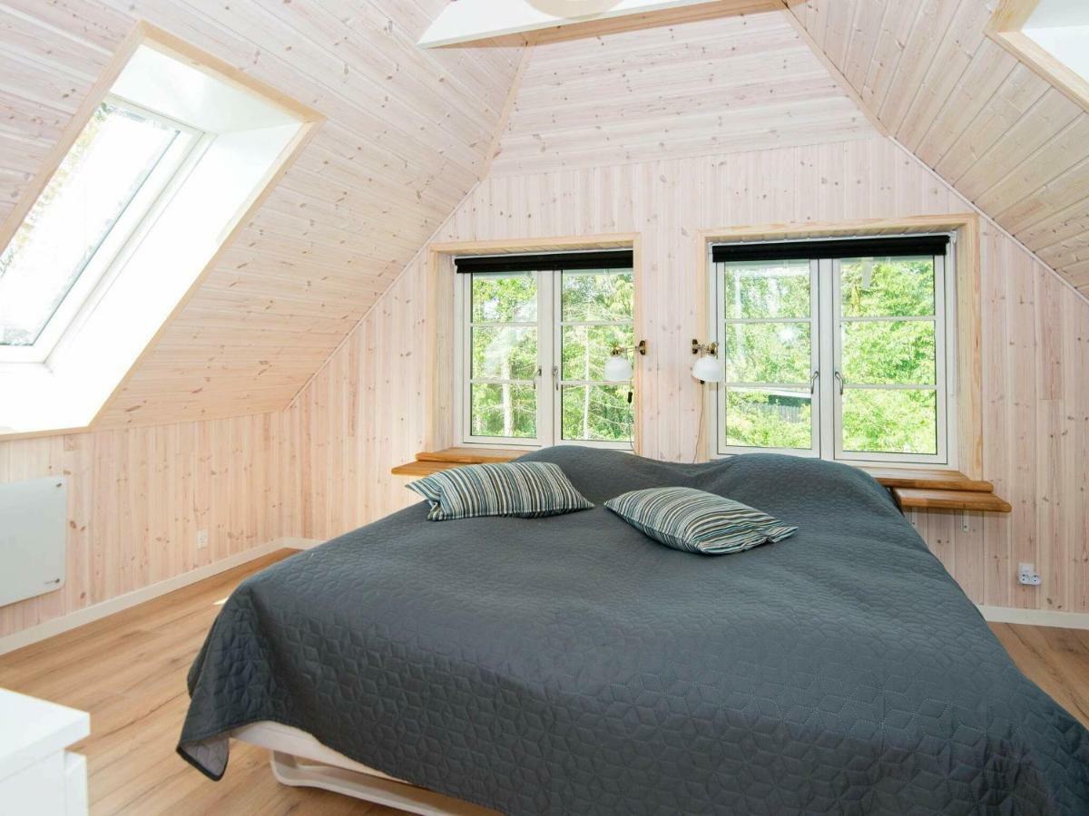 10 Person Holiday Home In Glesborg المظهر الخارجي الصورة